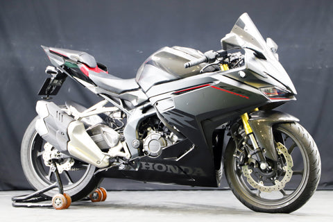 2023-) CBR250RR タンクカバー タイプR – A-TECH Online Shop