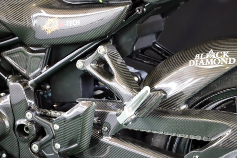Z900RS タンデムステップカバー【L/Rセット】 – A-TECH Online Shop