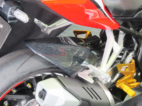 Amazon | 【SUKIRACING】ドライカーボンリアフェンダー 適合車種Kawasaki Ninja ZX-25R ZX250E  2020-2024 ZX-4R チェーンガード 綾織り艶ありカーボンマッドガード | チェーンガード | 車＆バイク