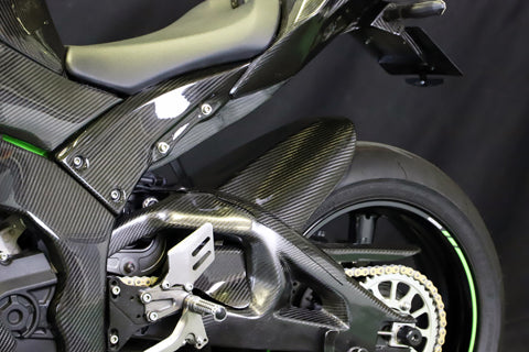 Ninja ZX-10R リアフェンダーSPL – A-TECH Online Shop