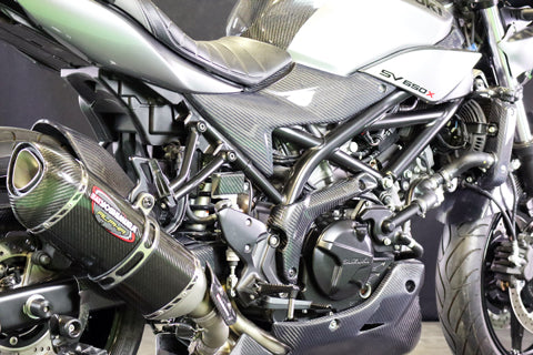 バイクパーツ 外装 エーテック リアブレーキタンクガード DCK K11765-CK お問合せ下さい18- Ninja250 リアブレーキタンクガード C エーテック